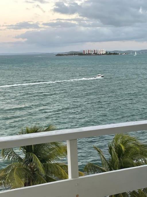 Beautiful Ocean Blue Love Oceanfront Apartment Fajardo Extérieur photo