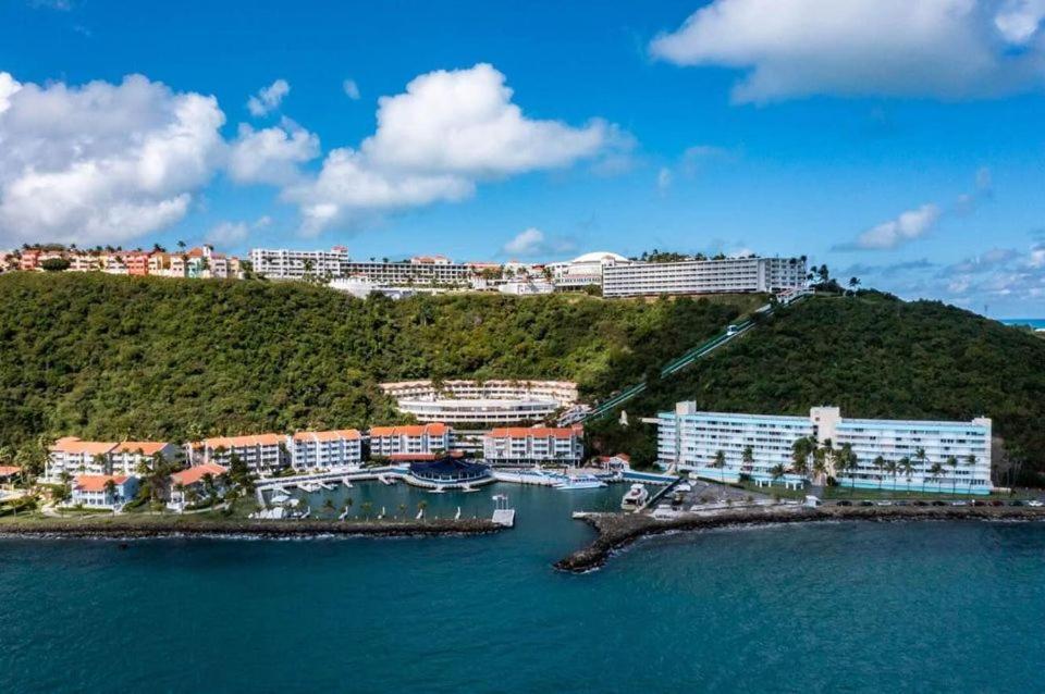 Beautiful Ocean Blue Love Oceanfront Apartment Fajardo Extérieur photo