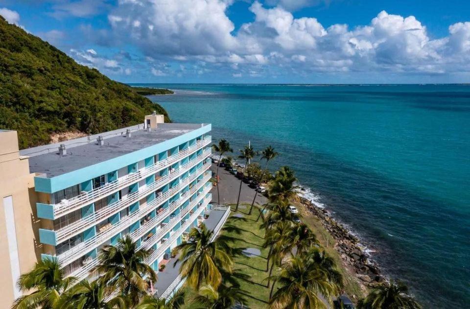 Beautiful Ocean Blue Love Oceanfront Apartment Fajardo Extérieur photo